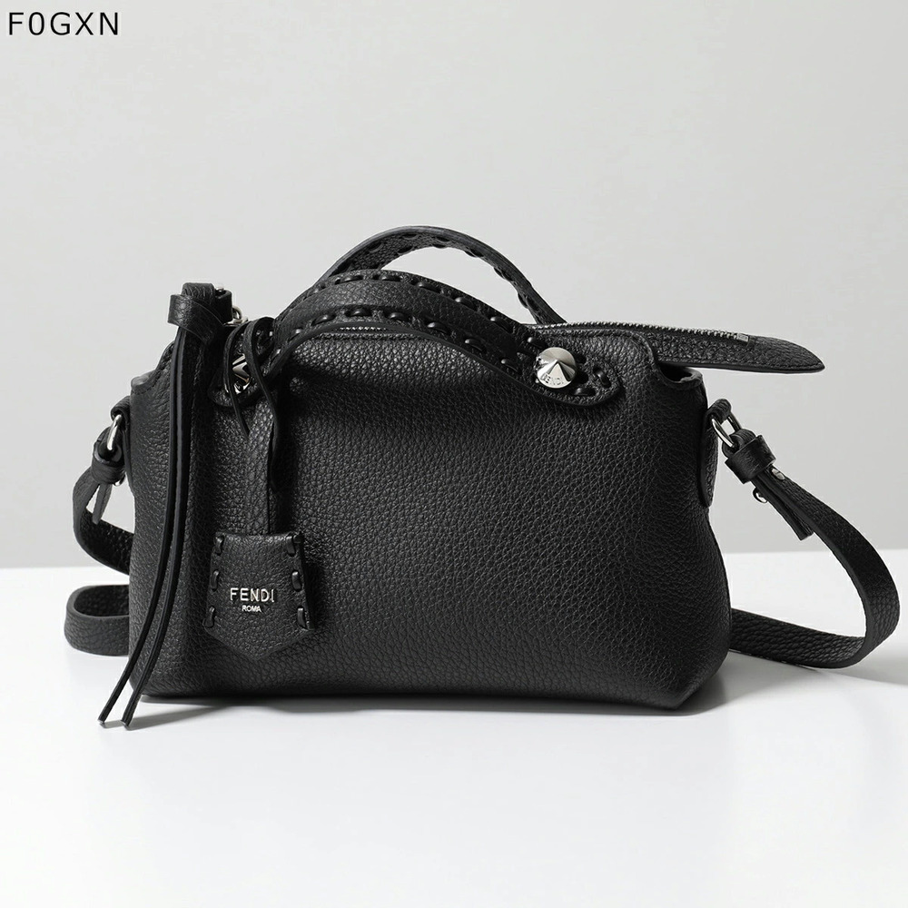Fendi BY THE WAY SELLERIA Shoulder Bag Handbag Leather